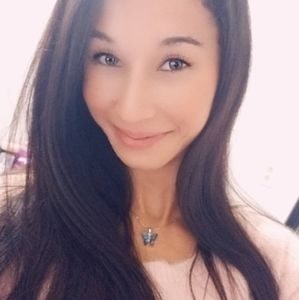 Meet your Posher, Andreina